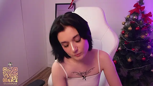 Lucy_Kitten's cam snapshot