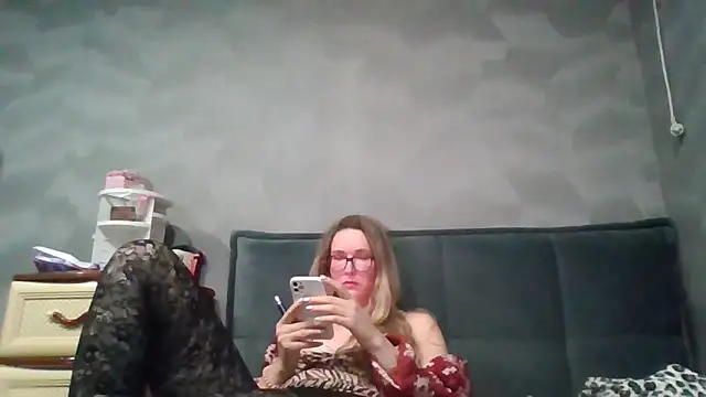 Jugira's cam snapshot