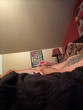 DILFiGuess1's cam snapshot