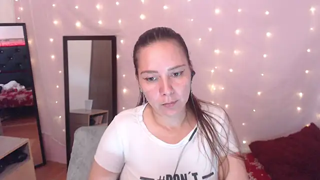 camila_delarosa's cam snapshot