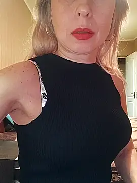 SelinaLovqx's cam snapshot