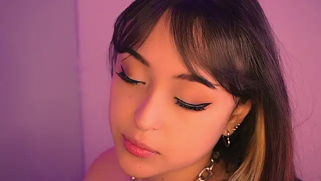 Gloomydoll's cam snapshot