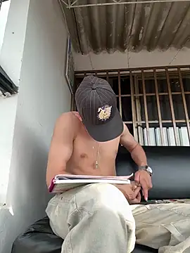 PhilipRich live sex cam