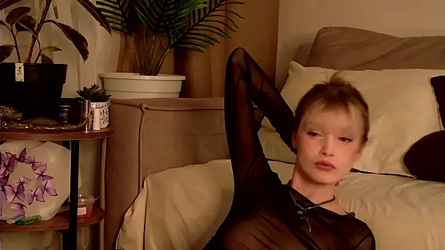 BellaSecrettt's cam snapshot