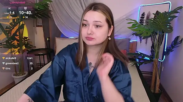 Alice_Walters's cam snapshot