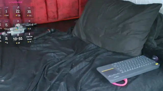 LilithVibe_'s cam snapshot