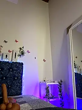 biianca_1's cam snapshot