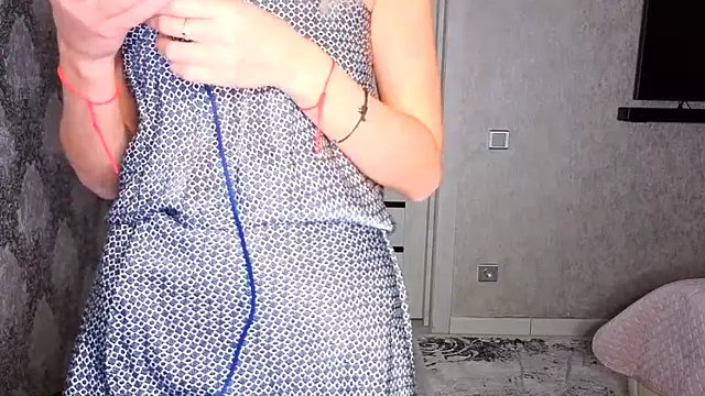 StarryHanna's cam snapshot