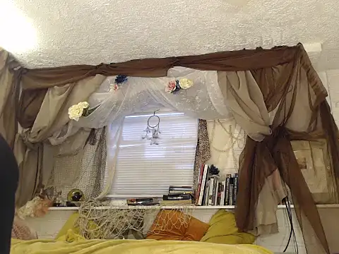 MaxiMillz's cam snapshot