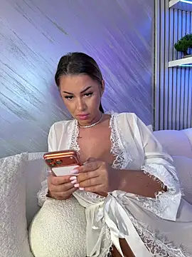 KirstieVegas's cam snapshot