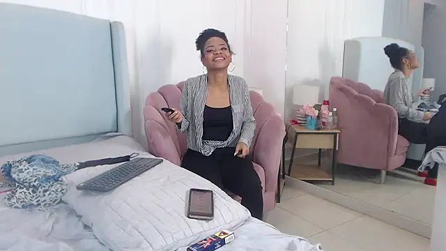 ChantalGarner's cam snapshot