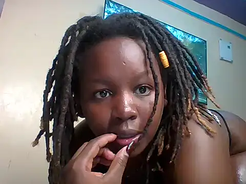 Pink_pussy_-'s cam snapshot