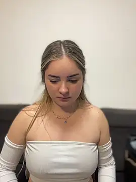 imlindapink's cam snapshot