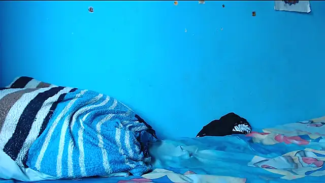 Lassuly2121's cam snapshot