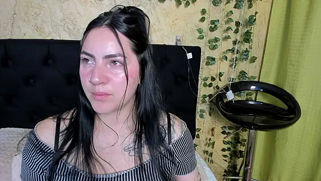 JeniferPowell_nm's cam snapshot