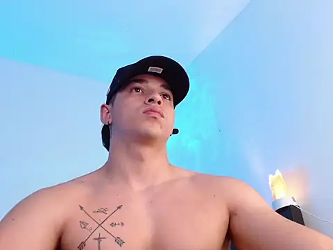 adam_keith's cam snapshot