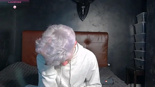 DanielCrush1's cam snapshot