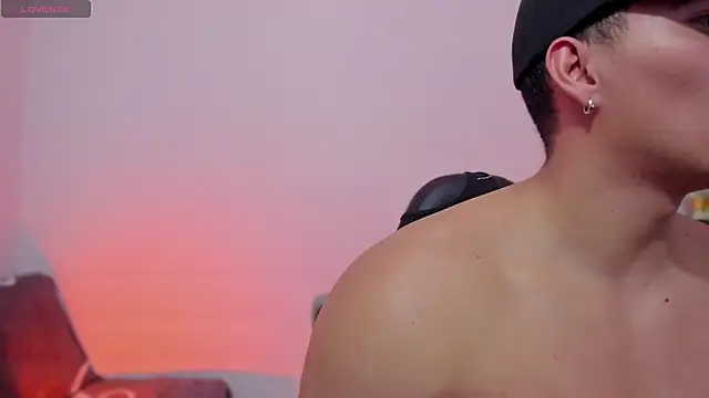 JamesGraay's cam snapshot