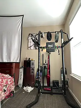 KeYBuMp323's cam snapshot