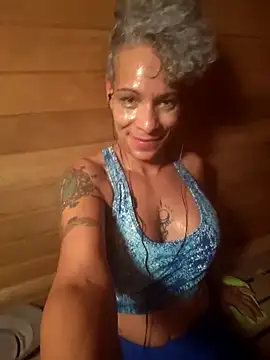 CeceilaMoon's cam snapshot