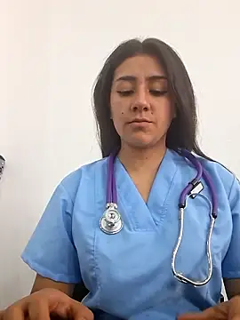 CAROLINE__07's cam snapshot