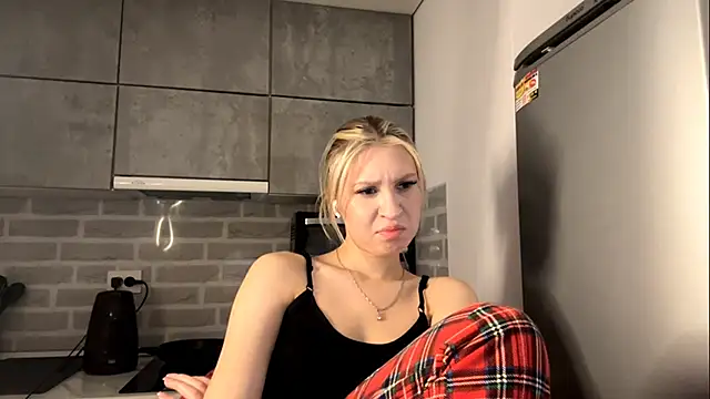 DozyLagging live sex cam