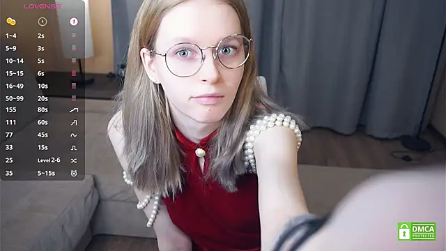 ToyaPletz live sex cam
