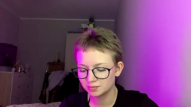 makeyousense's cam snapshot