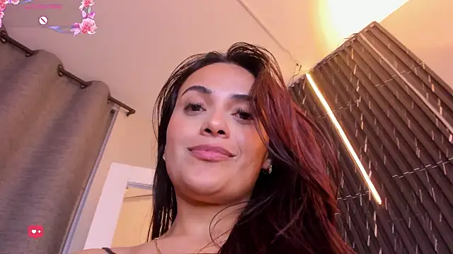 katrina_kaif_x's cam snapshot