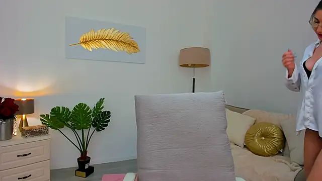 Kylie_Kathy's cam snapshot