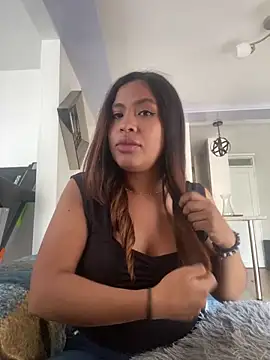 Victoria-doll's cam snapshot