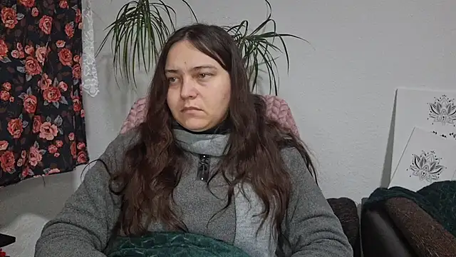 Cyndee_Winter's cam snapshot