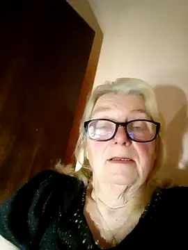 AmyLove353's cam snapshot