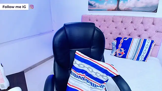 Emma_monserrat's cam snapshot