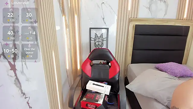 lizziemontana2's cam snapshot