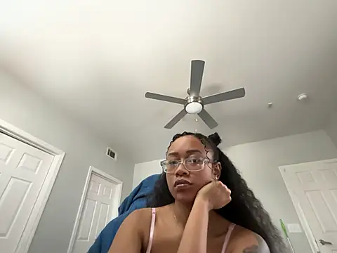 RylReese's cam snapshot