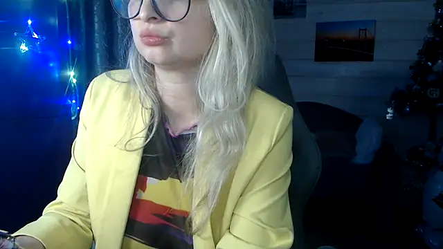 RubiLakros's cam snapshot