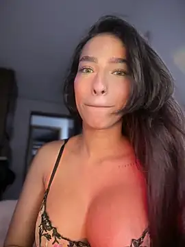 DulceLenns live sex cam