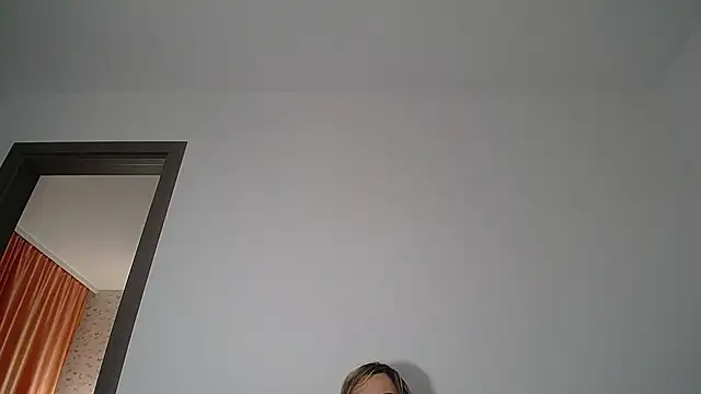 Julianna68 live sex cam