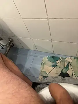 marc8876's cam snapshot