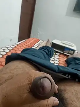 Gururonny07's cam snapshot