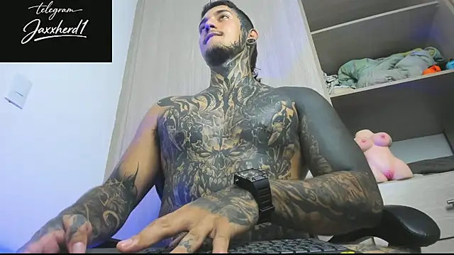 JAXXXONHERD live sex cam