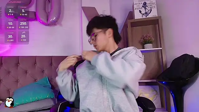 PepperTwink live sex cam