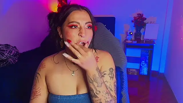 Pauilina live sex cam