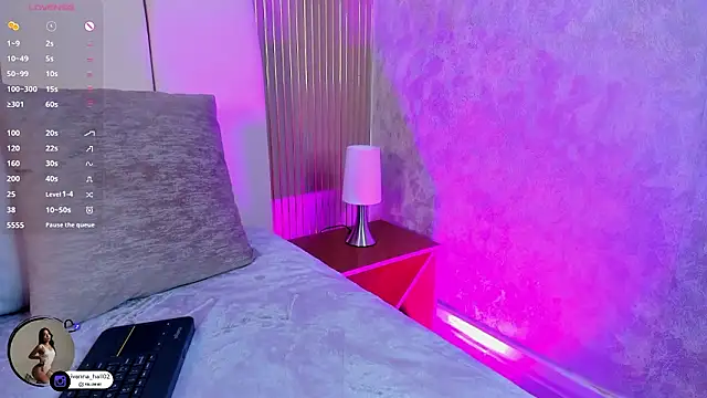 Ivana_Hall live sex cam