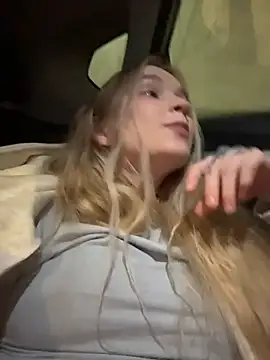 -teenytiny-'s cam snapshot