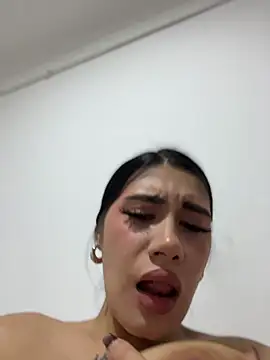 clarachanelricek live sex cam