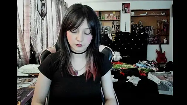 Maki_Zein_'s cam snapshot