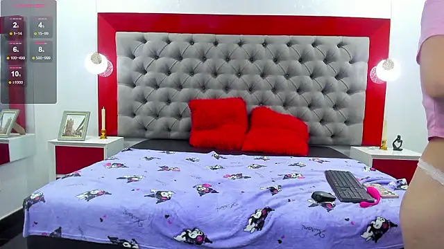 DoveMullerr2's cam snapshot