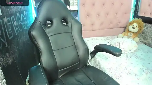 Doll_SaraSmith's cam snapshot